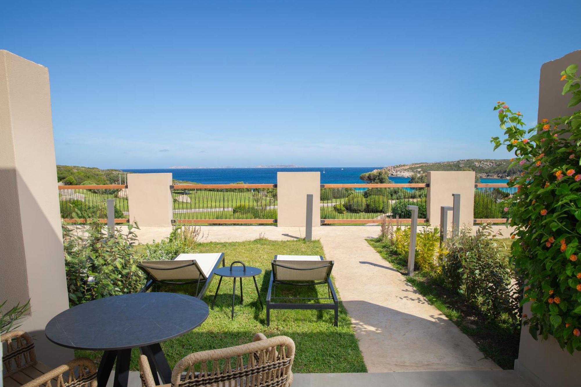 Mangia'S Sardinia Resort - New Opening سانتا تيريزا غالّورا المظهر الخارجي الصورة