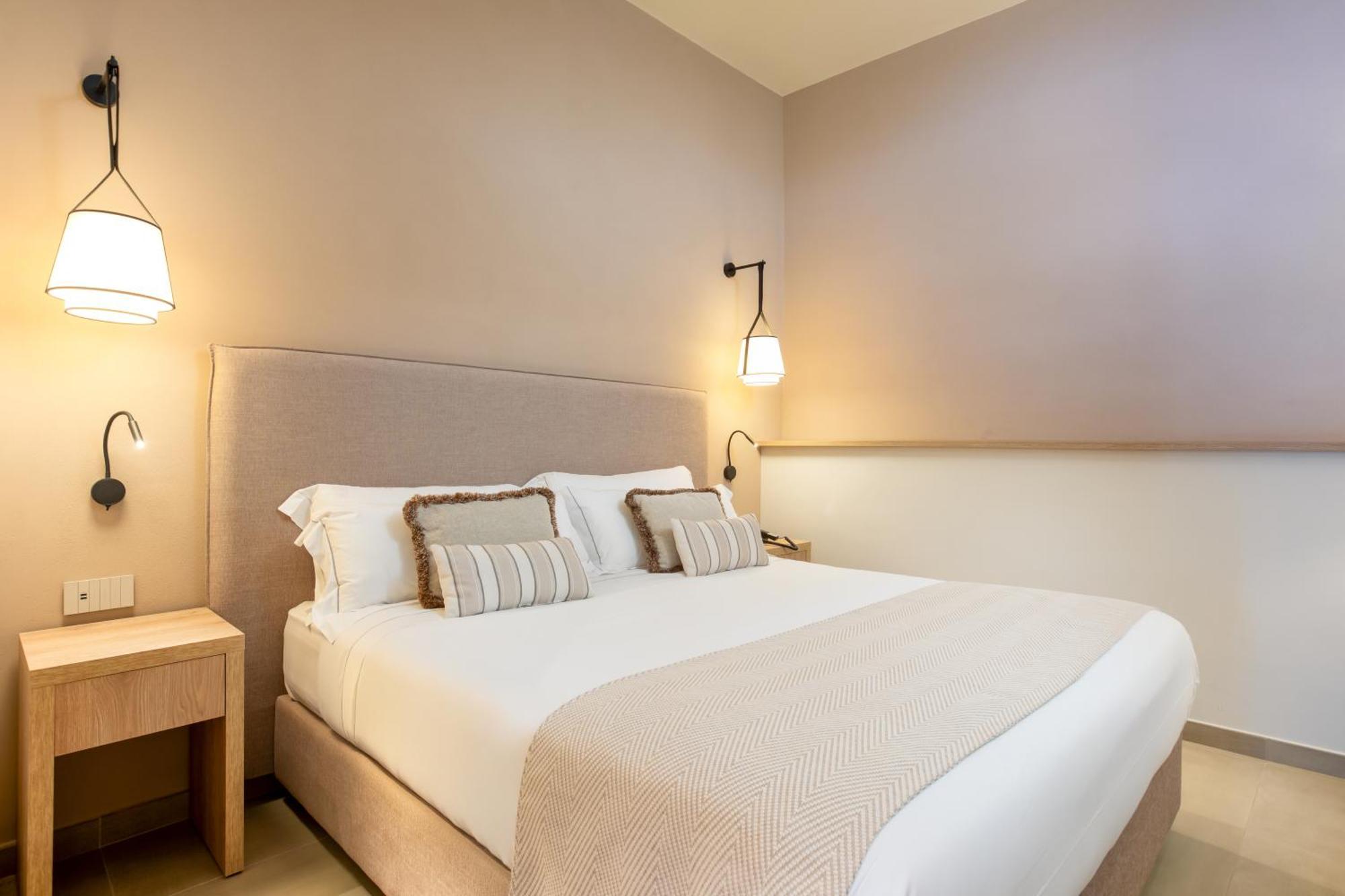 Mangia'S Sardinia Resort - New Opening سانتا تيريزا غالّورا المظهر الخارجي الصورة