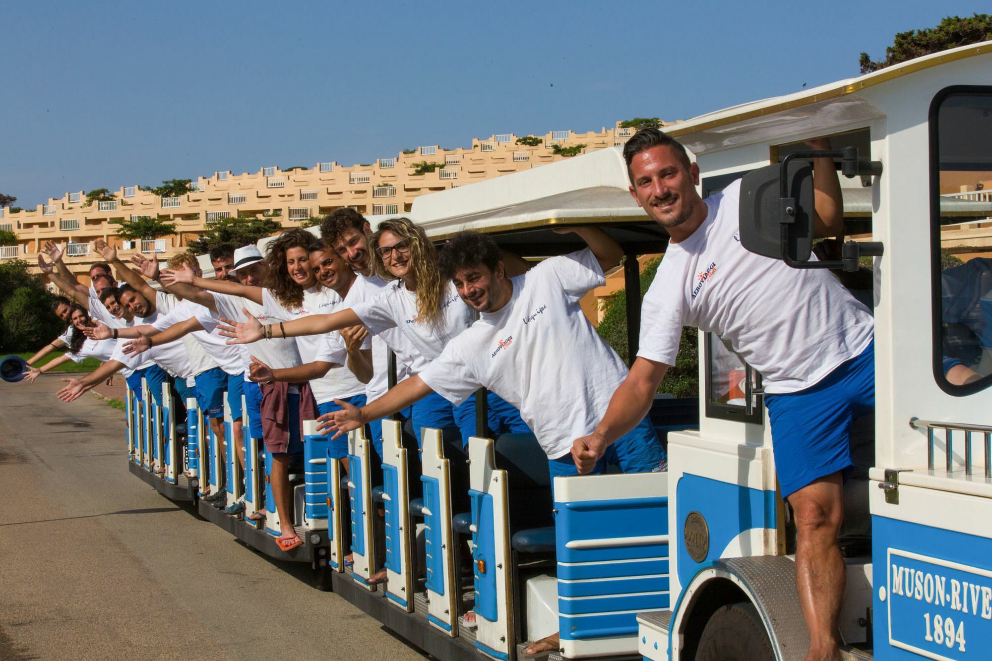 Mangia'S Sardinia Resort - New Opening سانتا تيريزا غالّورا المظهر الخارجي الصورة