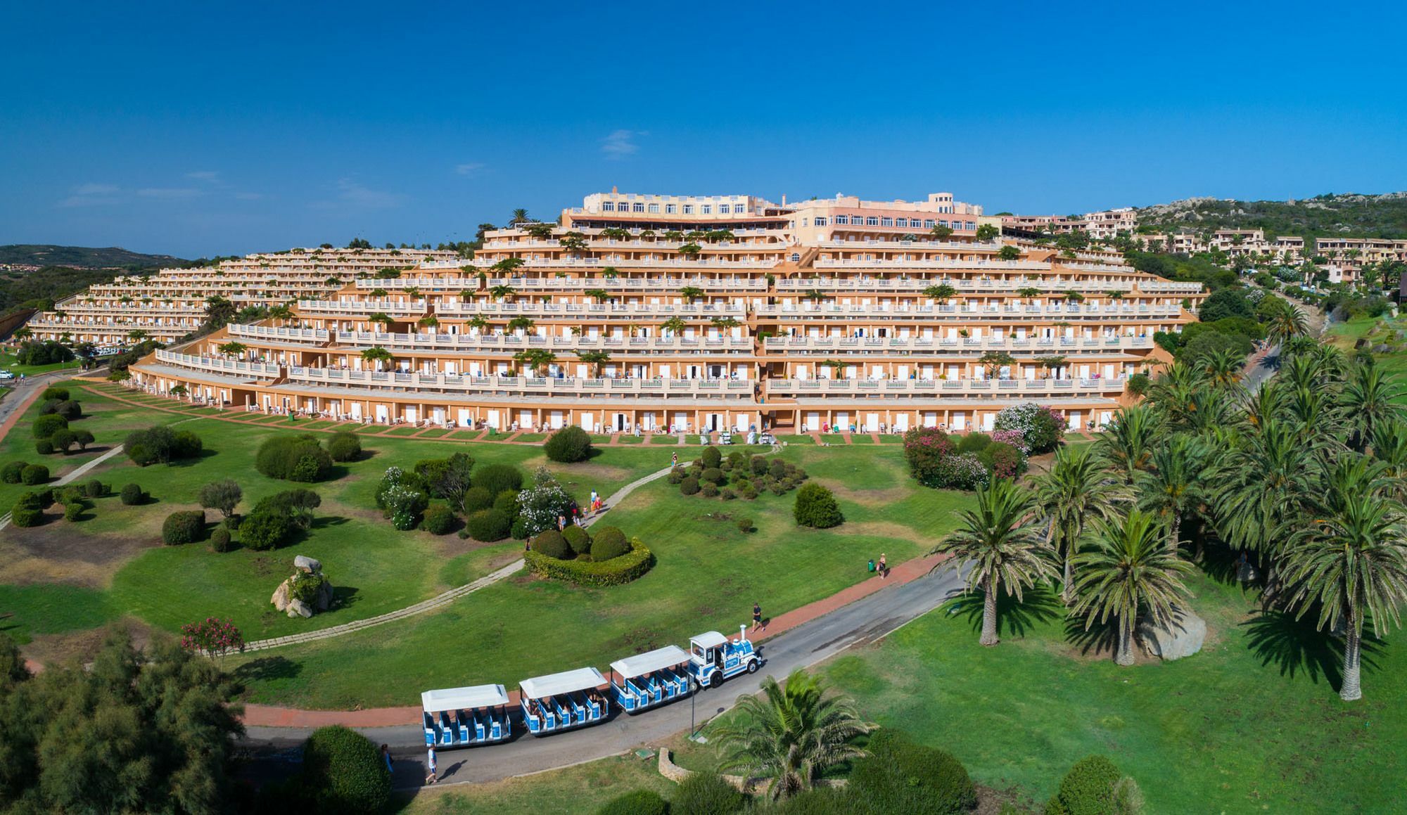 Mangia'S Sardinia Resort - New Opening سانتا تيريزا غالّورا المظهر الخارجي الصورة